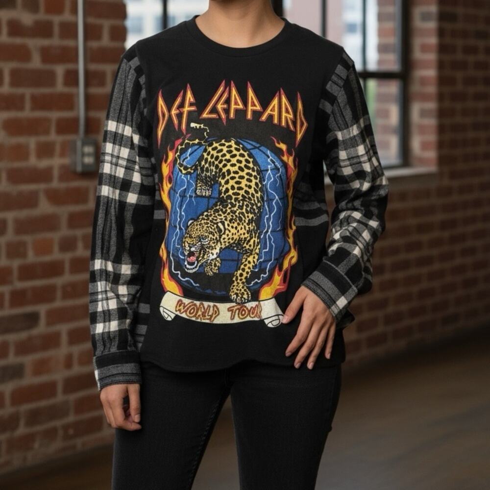 Upcycled handmade Def Leppard Band Tee flannel Women's  large / Men's S